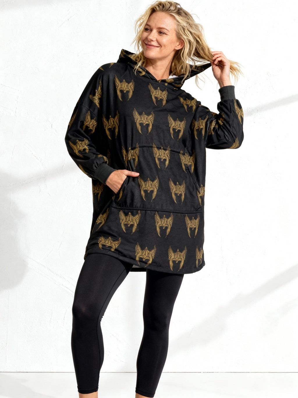 Valkyrie - Oversized Hooded Blanket