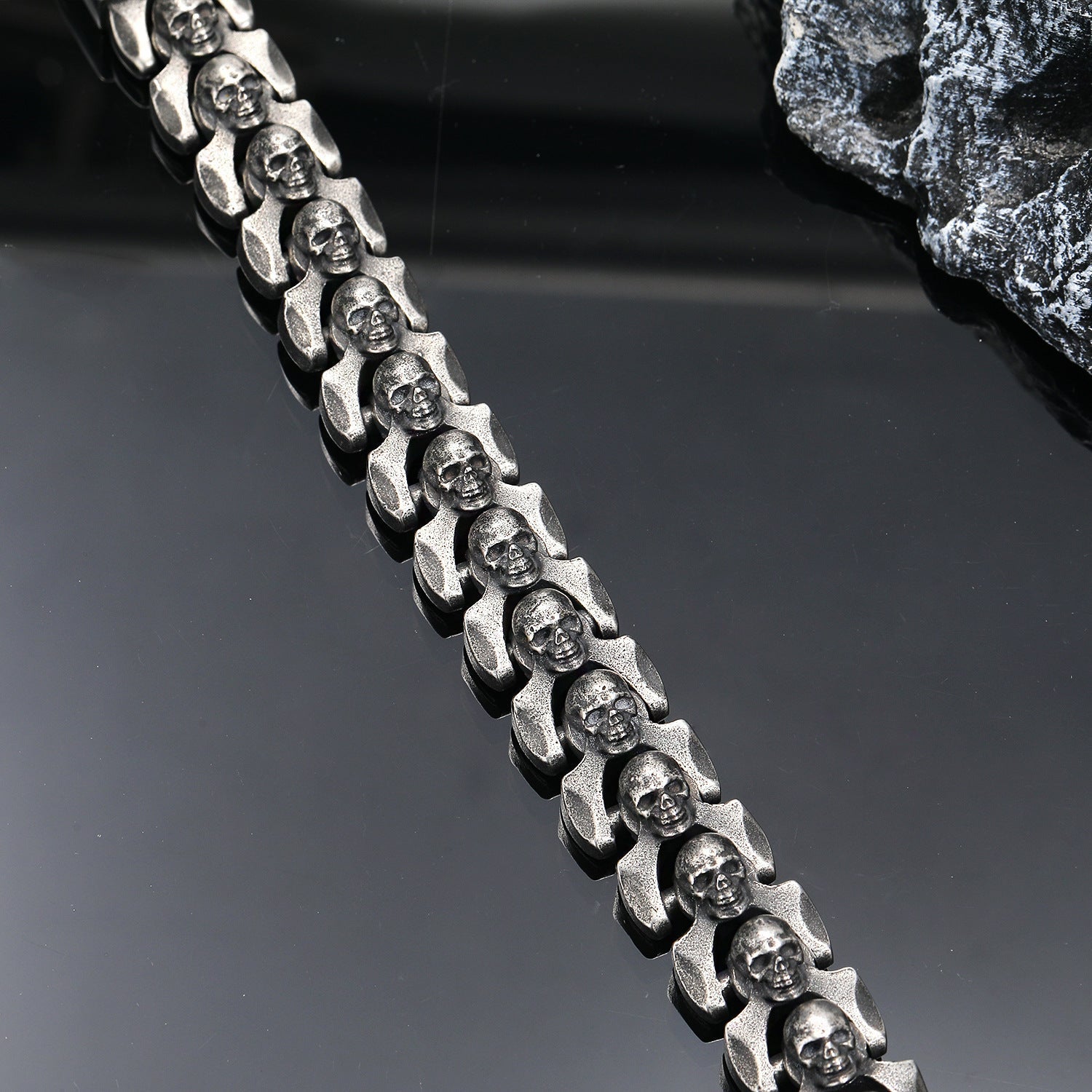 Odin's Hall Of The Slain - Titanium Steel Skull Bracelet
